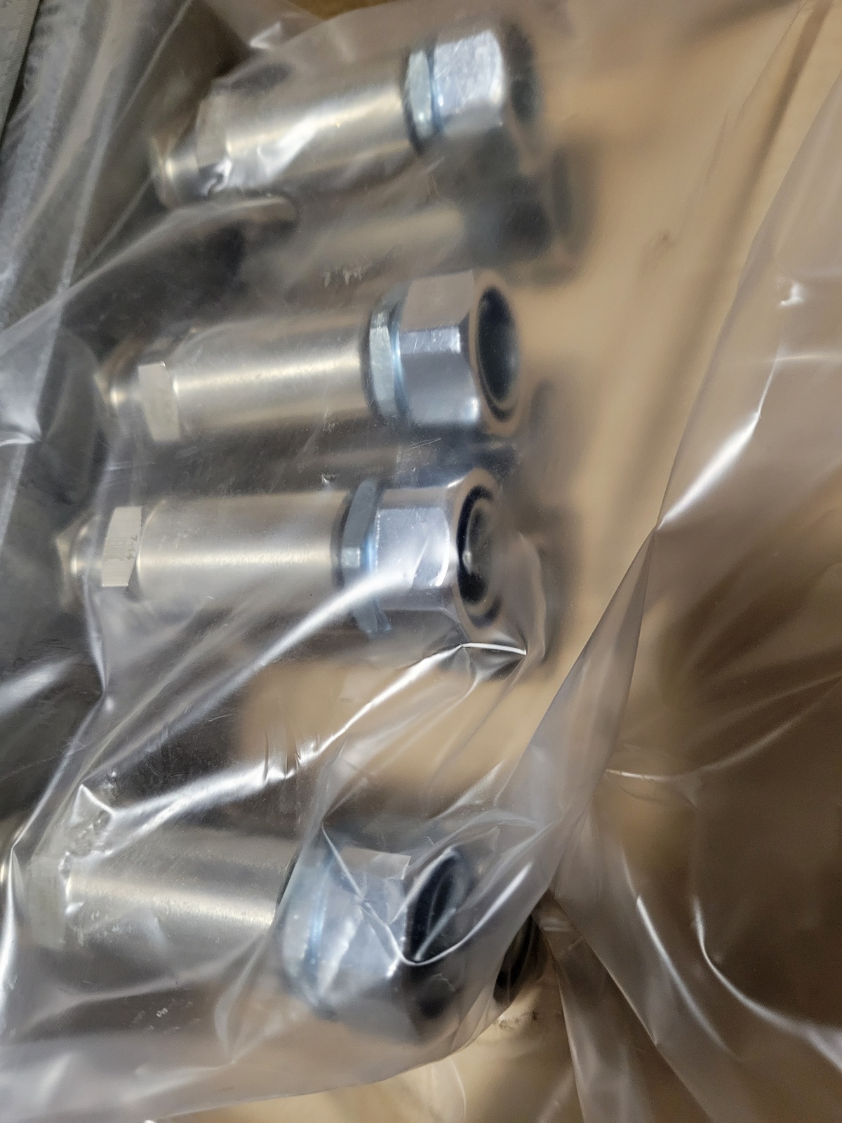 Коробка зажимов КЗП4.2-32/20-(Л-1БТ-M20-КЗ-ММРн-20)х8(C)-В1,5-ПРОМ ПИНЮ.685564.001 ТУ