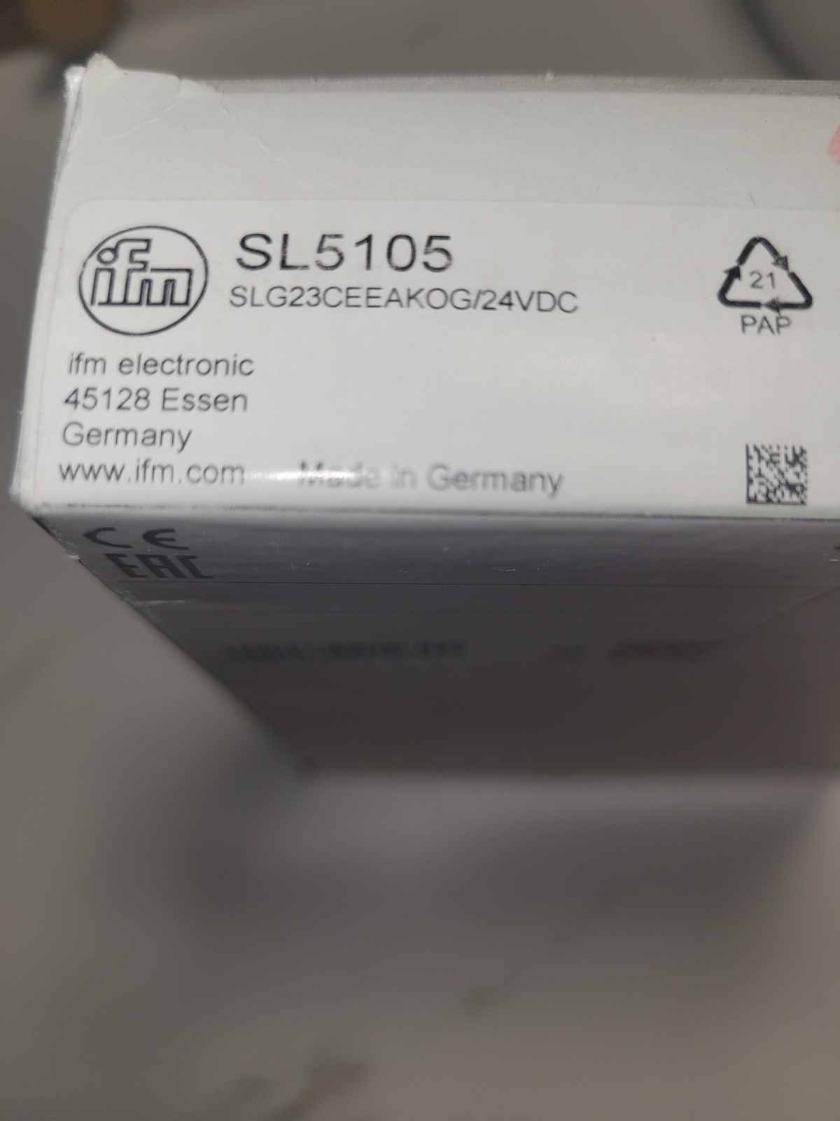 Датчик потока воздуха IFM Electronic SL5105 (SLG23CEEAKOG/24VDC)