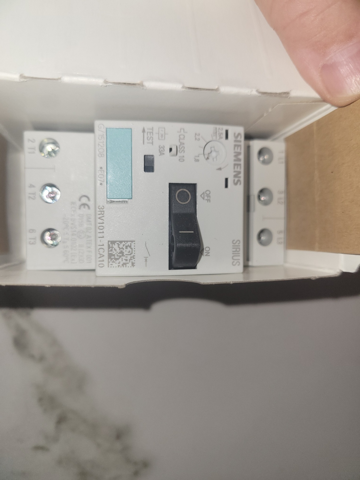 Выключатель автоматический Siemens 3RV1011-1CA10