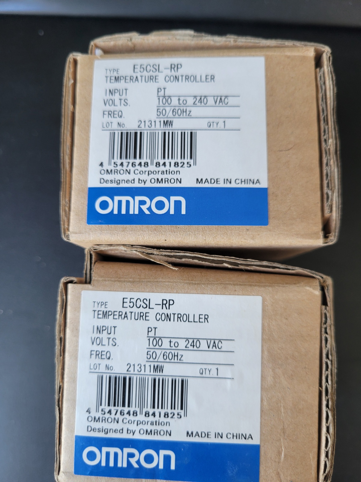 Контроллер температуры OMRON E5CSL-RP