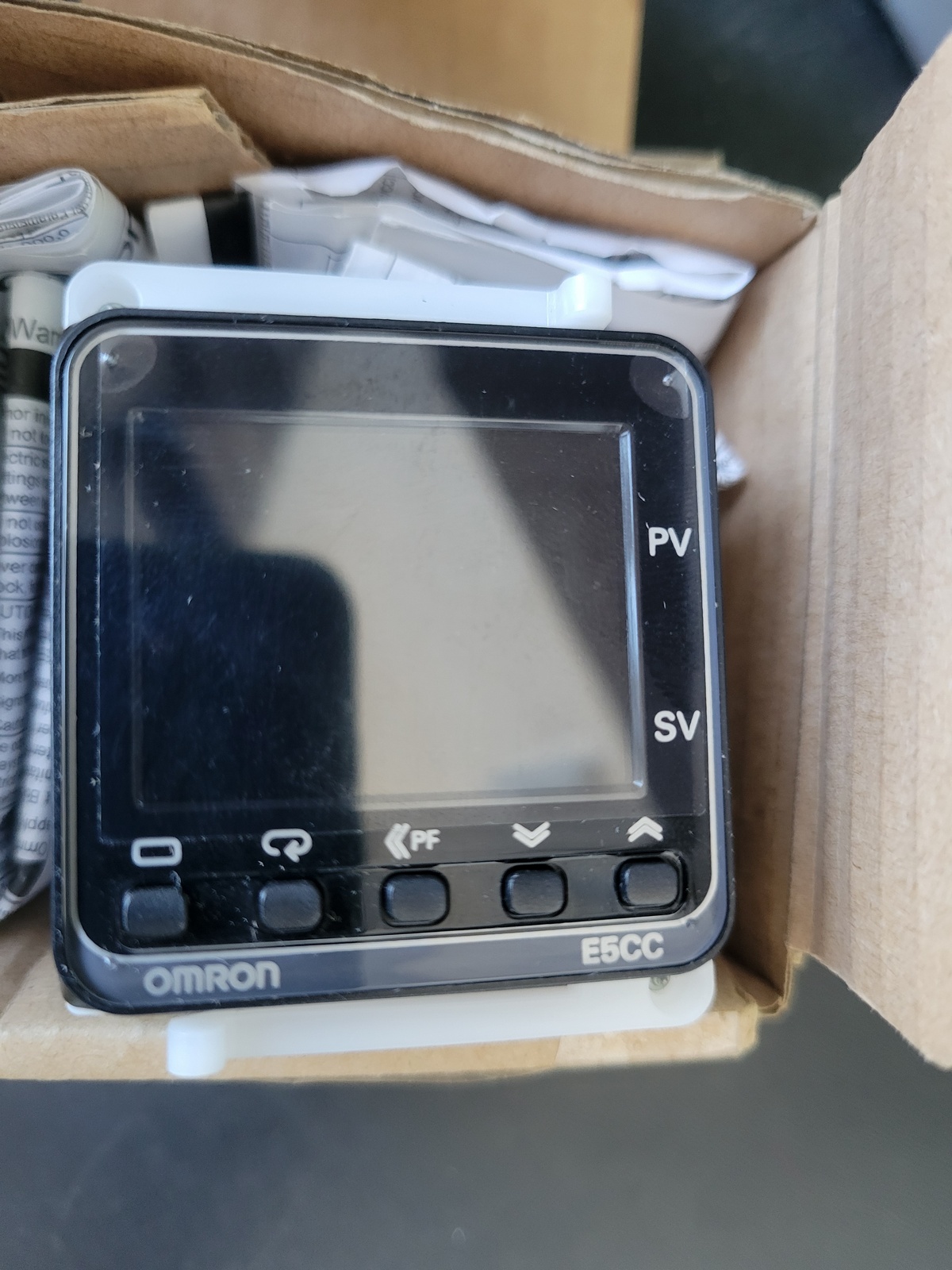 Терморегулятор Omron E5CC-CX3A5M-000