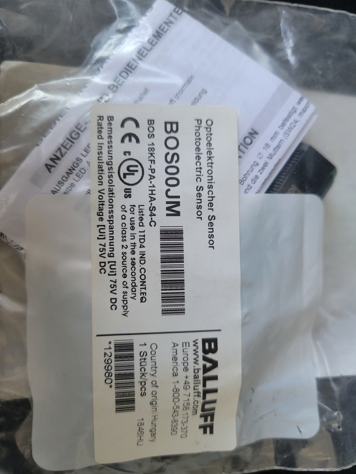 Датчик фотоэлектрический BOS00JM (Balluff BOS 18KF-PA-1HA-S4-C)