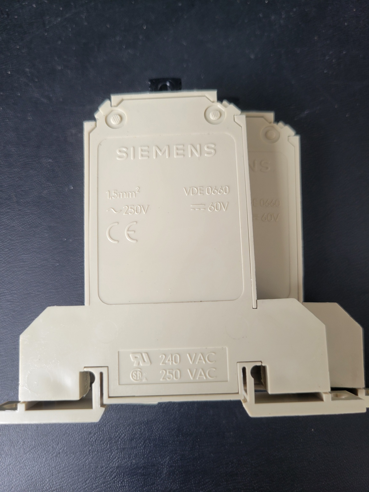 Выключатель автоматический SIEMENS 5SK9011-1KK24