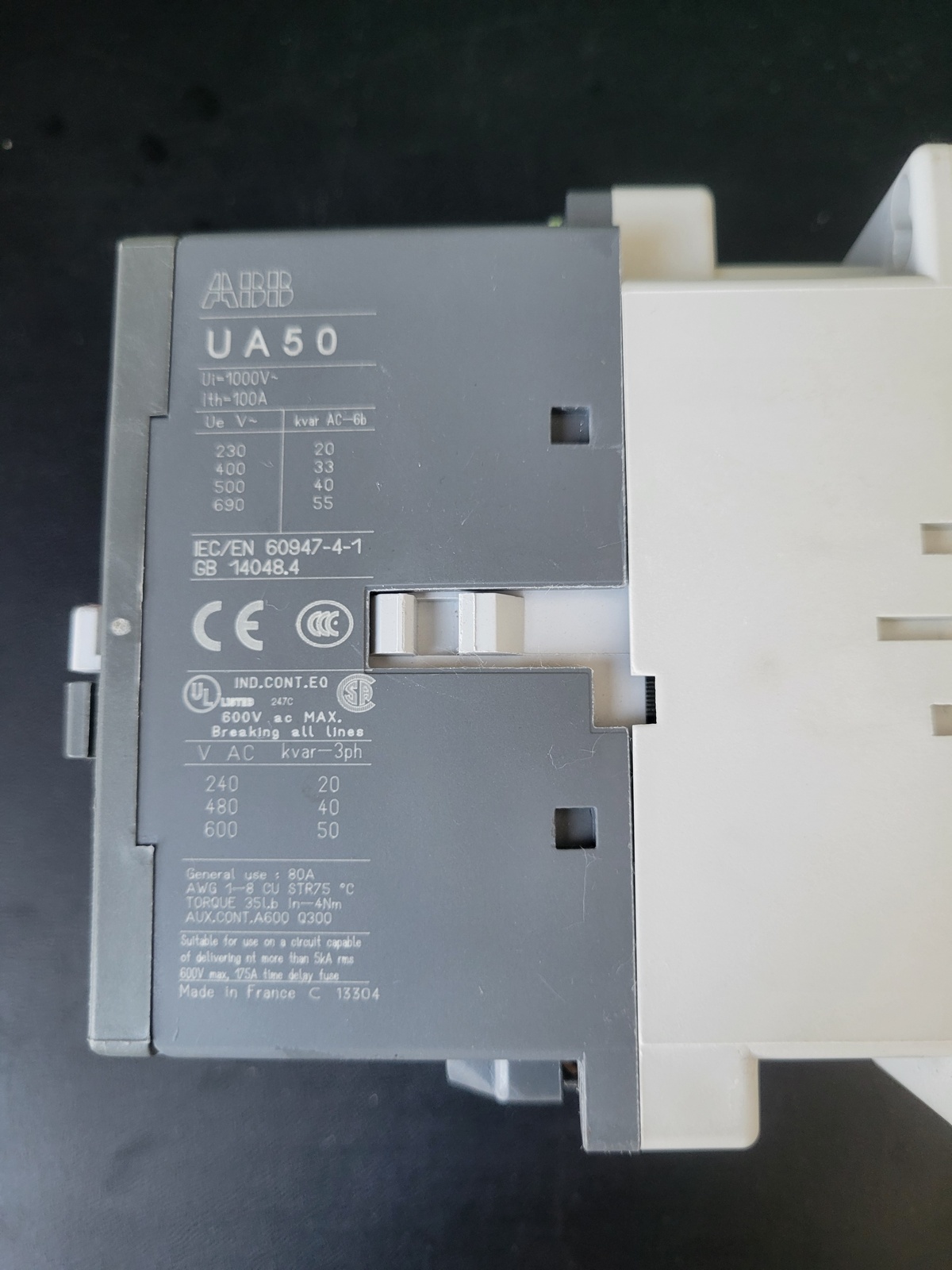 Контактор ABB UA50-30