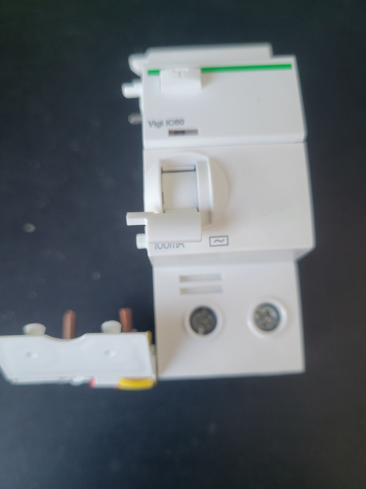 Блок защиты Schneider Electric VIGI iC60 2P 63А 100 мА AC (A9V12263)