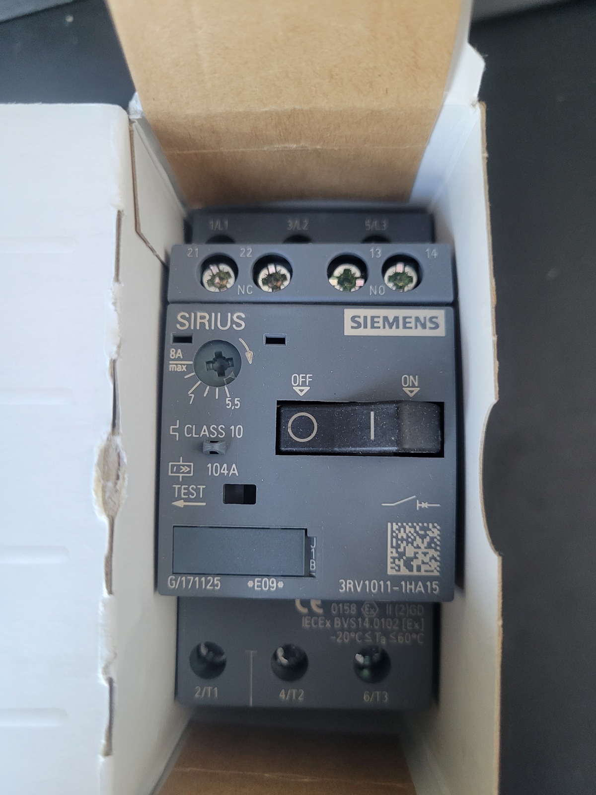 Выключатель автом SIEMENS 3RV1011-1HA15